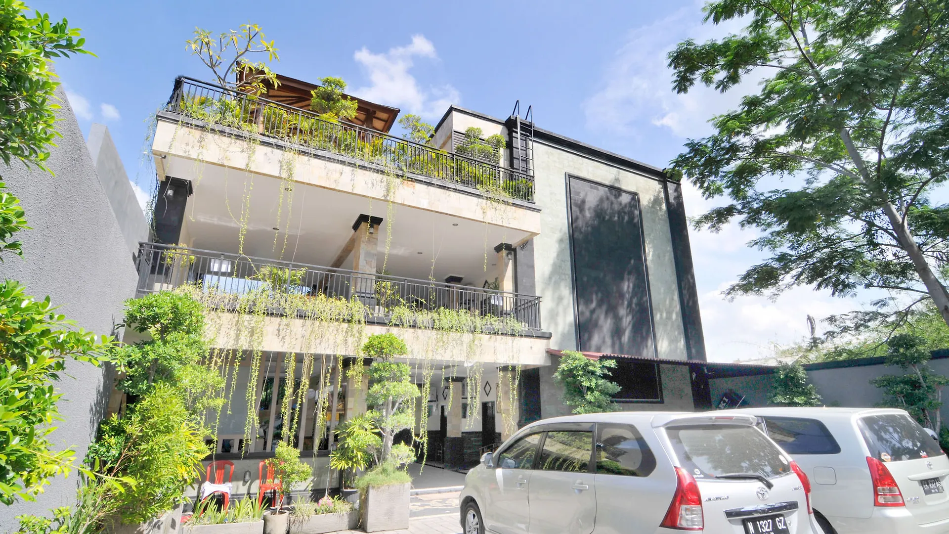 Super Oyo 3904 Kiki Residence Bali Denpasar  2*, Denpasar (Bali)
