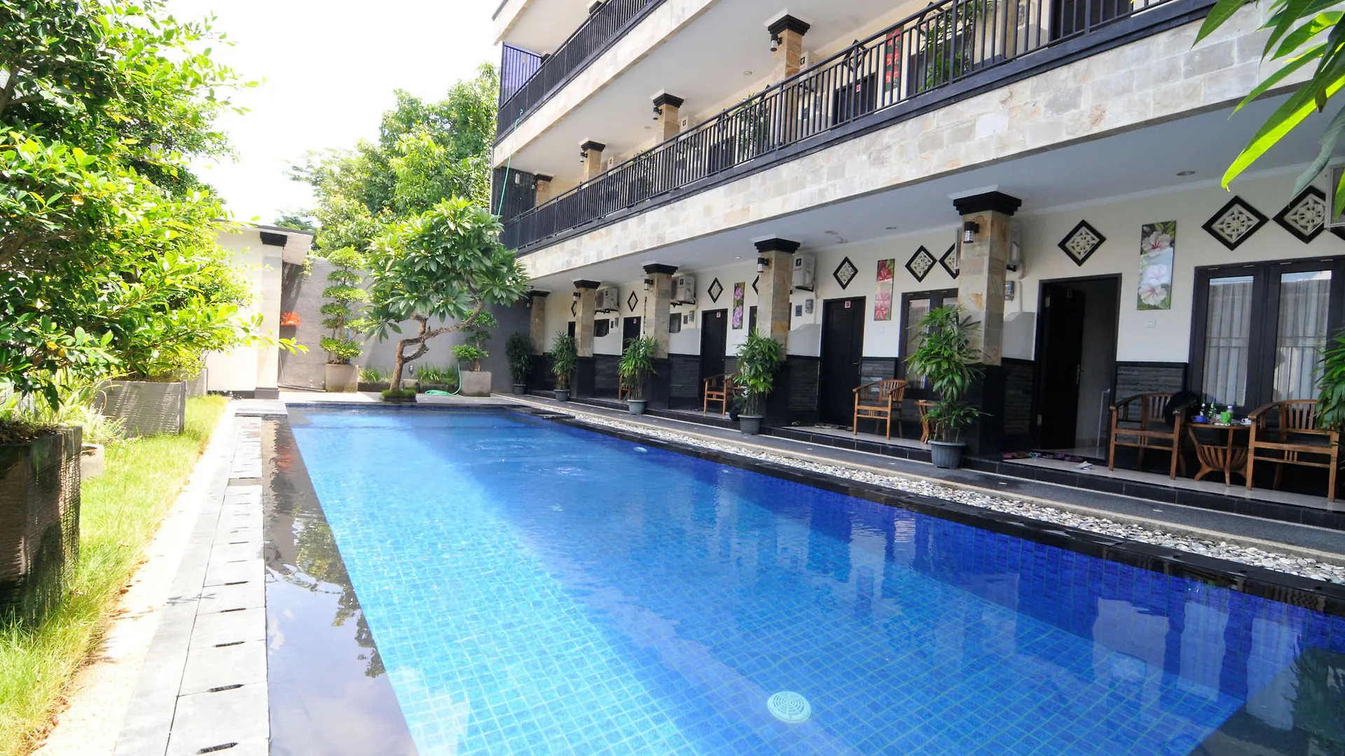 ** Hotel Super Oyo 3904 Kiki Residence Bali Denpasar Indonezja