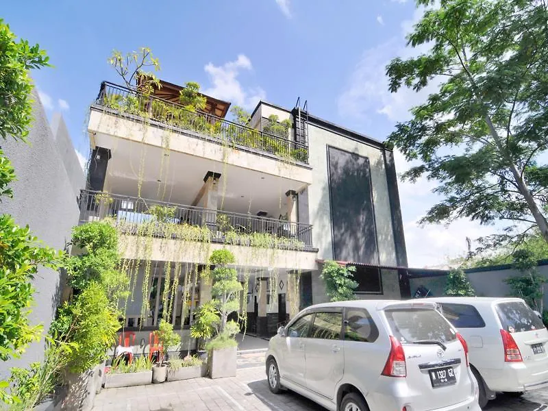 ** Hotel Super Oyo 3904 Kiki Residence Bali Denpasar Indonezja